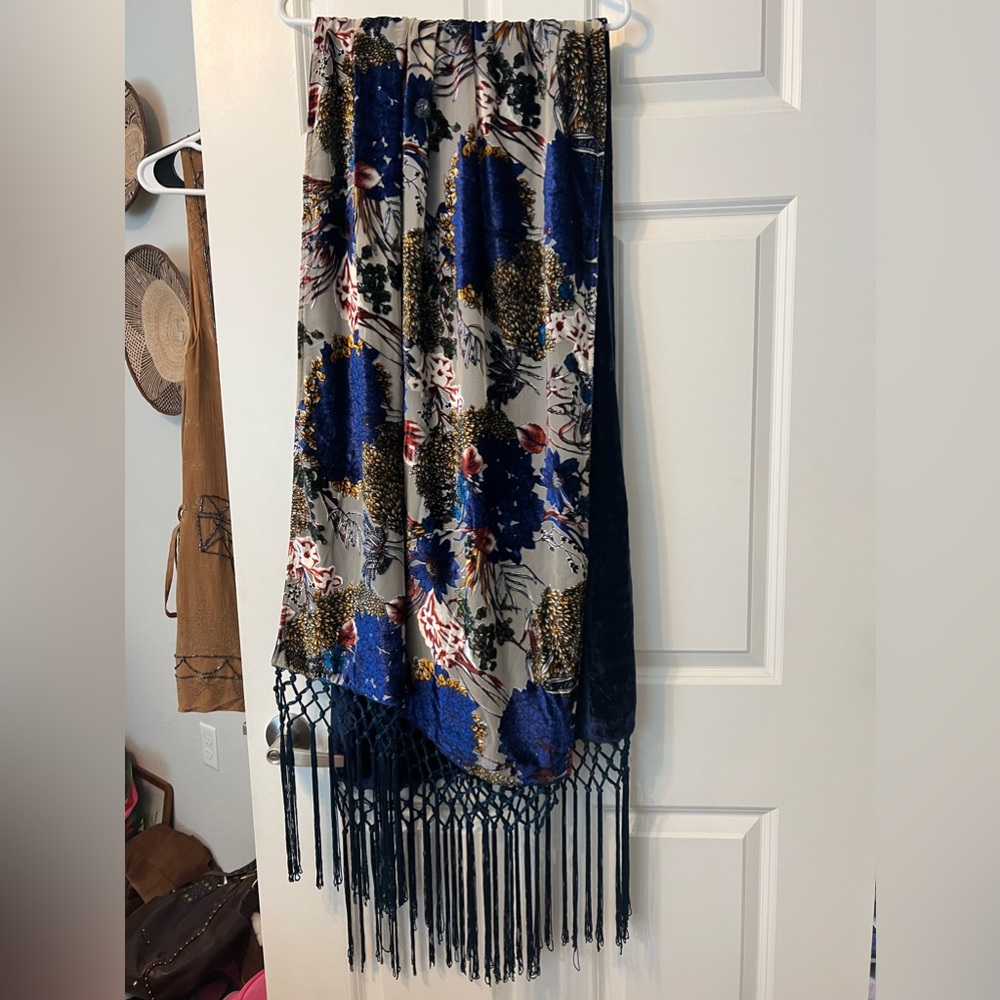 Rara avis by iris apfel oversized sapphire blue floral velvet womens scarf NWT